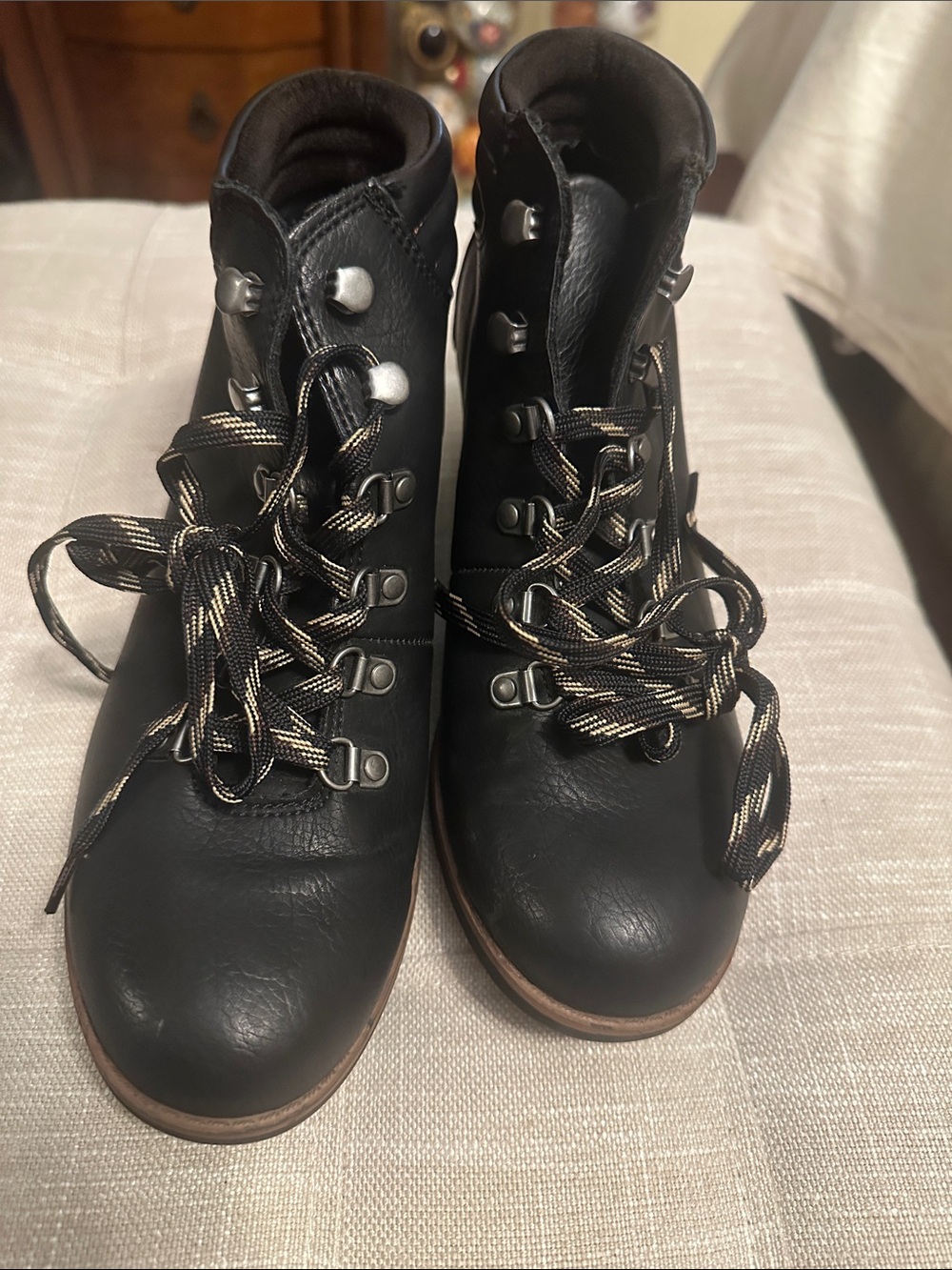 BOC Alder Ankle Bootie in Black Sz 6.5 EUC